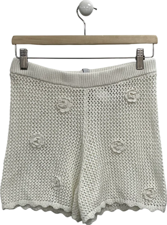 Women's Narrow Collar SweatersStradivarius White Open Crochet Shorts With Flower Detail UK M