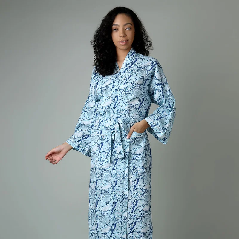 women's pajamas for a good night's sleepShells on the Beach Robe