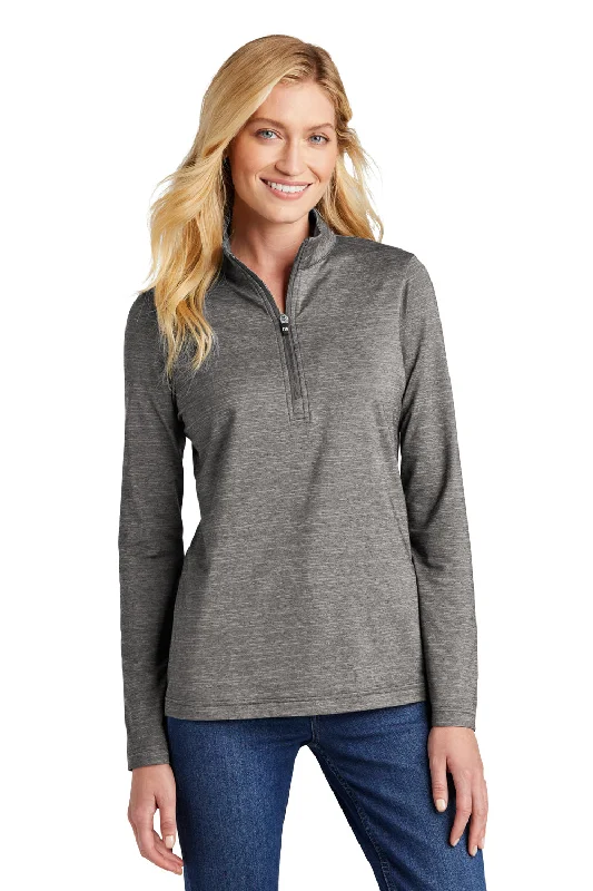 Women's Hooded Sweatshirts with Polyester LiningTravisMathew Womens Crestview 1/4 Zip Sweatshirt - Heather Grey