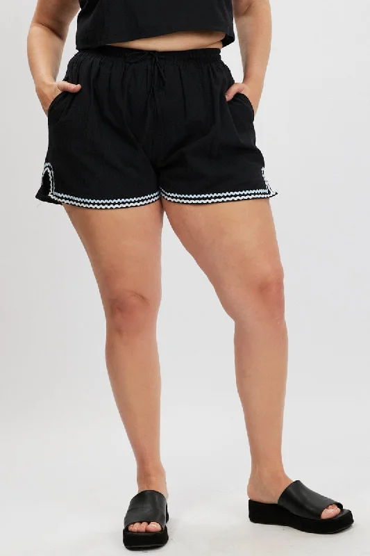 Women's JeggingsBlack Ric Rac Trim Shorts