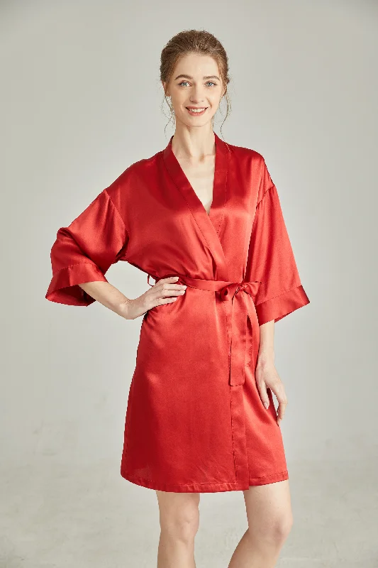 women's pajamas with a vintage lookKimonos Short Silk Robe For Women