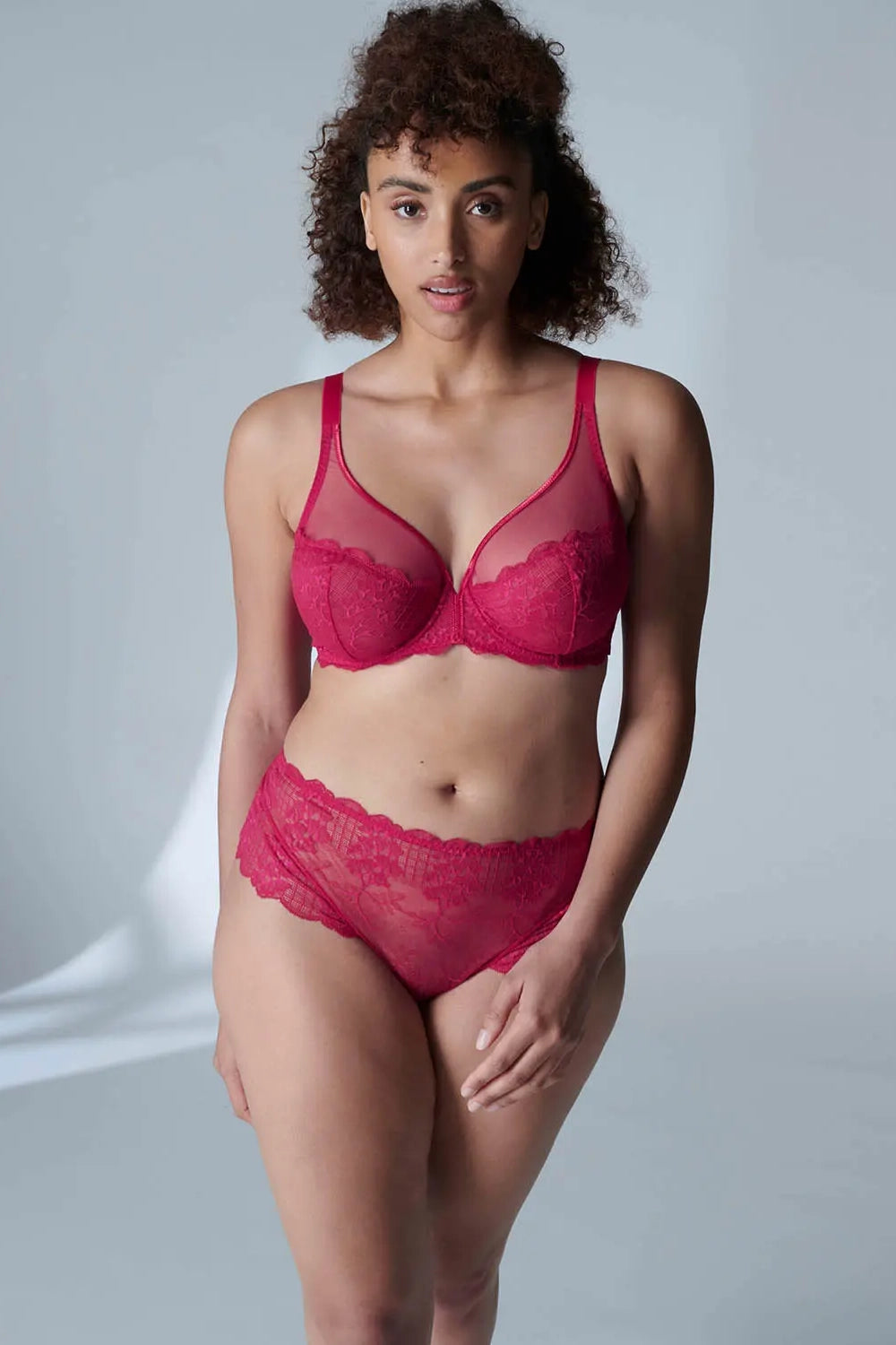 plus-size nursing bra with crossover strapsSimone Pérèle | Reve, Panty (Cranberry) - 2/4/5